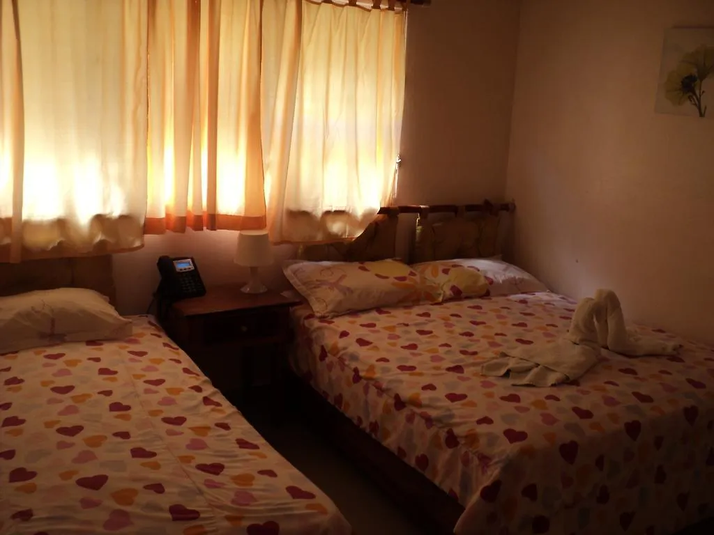 Hostal Los Jensen Playa Dorada Vandrarhem