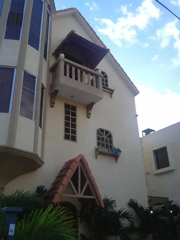 Vandrarhem Hostal Los Jensen Playa Dorada